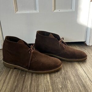 Men's Brown Suede Chukka Boots
